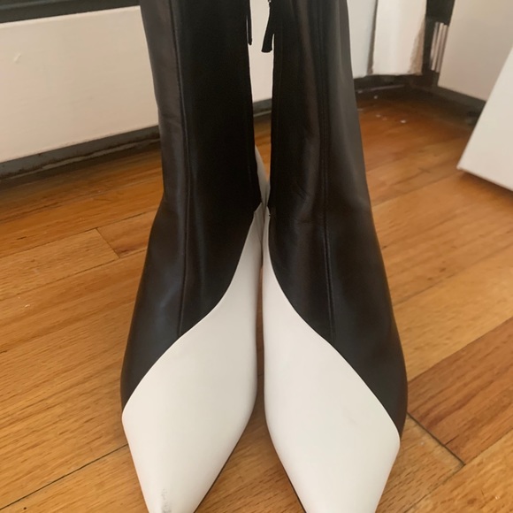 Givenchy Women’s Boots - Picture 3 of 16